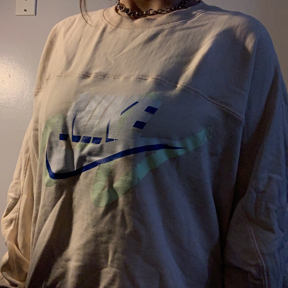 nike crew neck